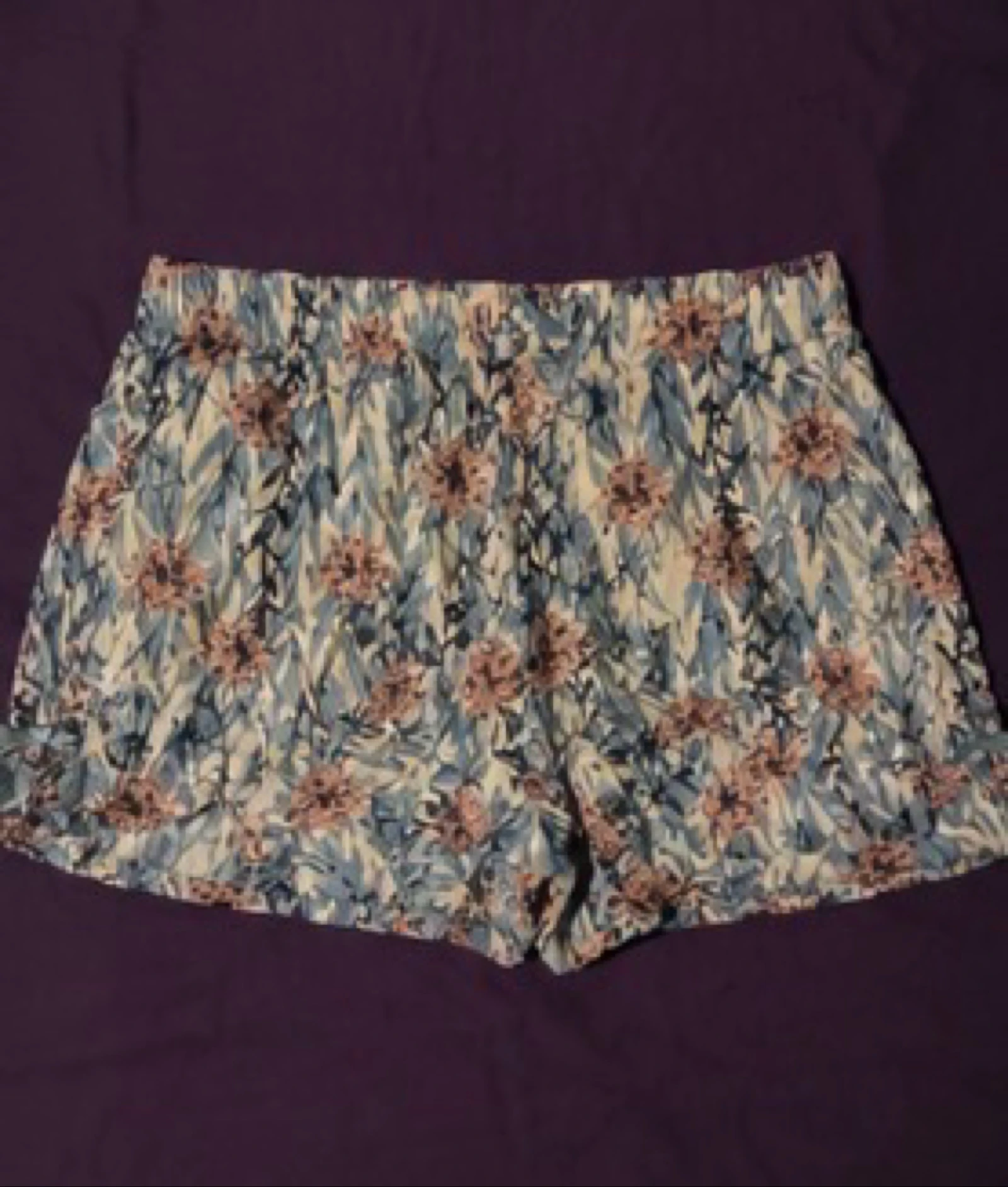 Esmara Short de noche floral azul y rosa talla 44/46 con cintura elástica cómoda – photo 3